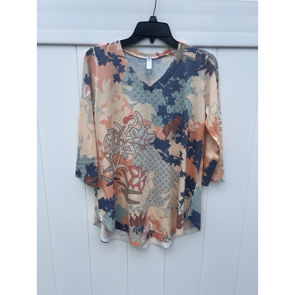 Whimsy Rose Womens Small Colorful Top Floral Dye Sublimation Butterknit